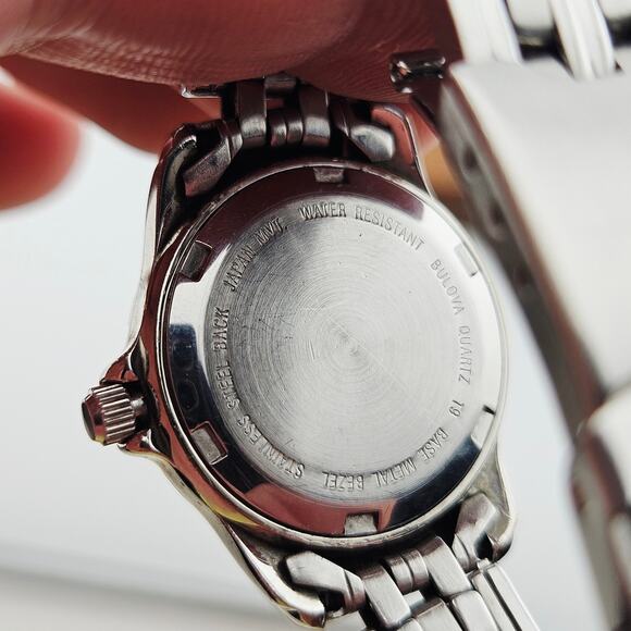 Carvelle By Bulova Silver Tone Date Dial Chronograph Watch Chunky Link Band - Picture 6 of 7